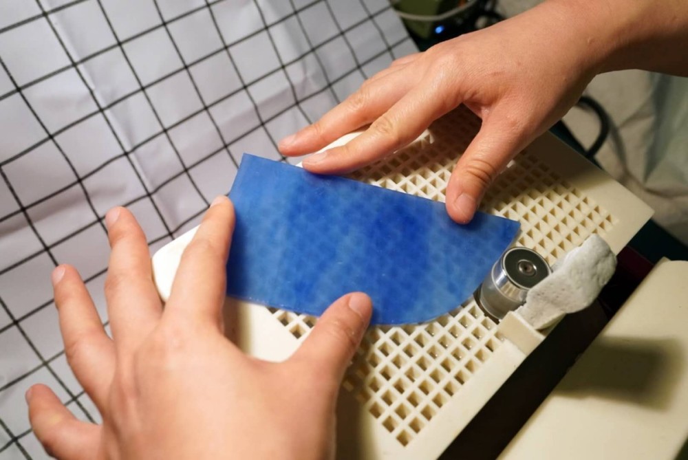 杜蒙|用玻璃讲故事的北京女孩