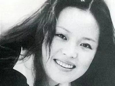 高晓松|20年前，筠子一身红衣去世，为何高晓松和汪峰都脱不了干系？