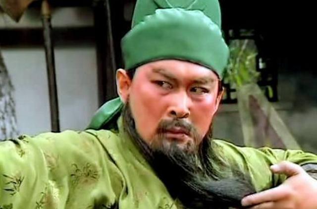 关羽|他因“关公”一举成名，却无法回归现实，演艺生涯因此受阻