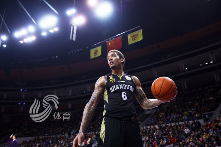 前山东男篮外援比斯利重返nba 将签约篮网