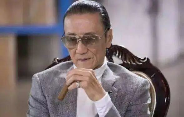 谢贤|谢贤掌掴曾江，一生不羁的他，面对鲁豫的访谈，为何会潸然泪下？