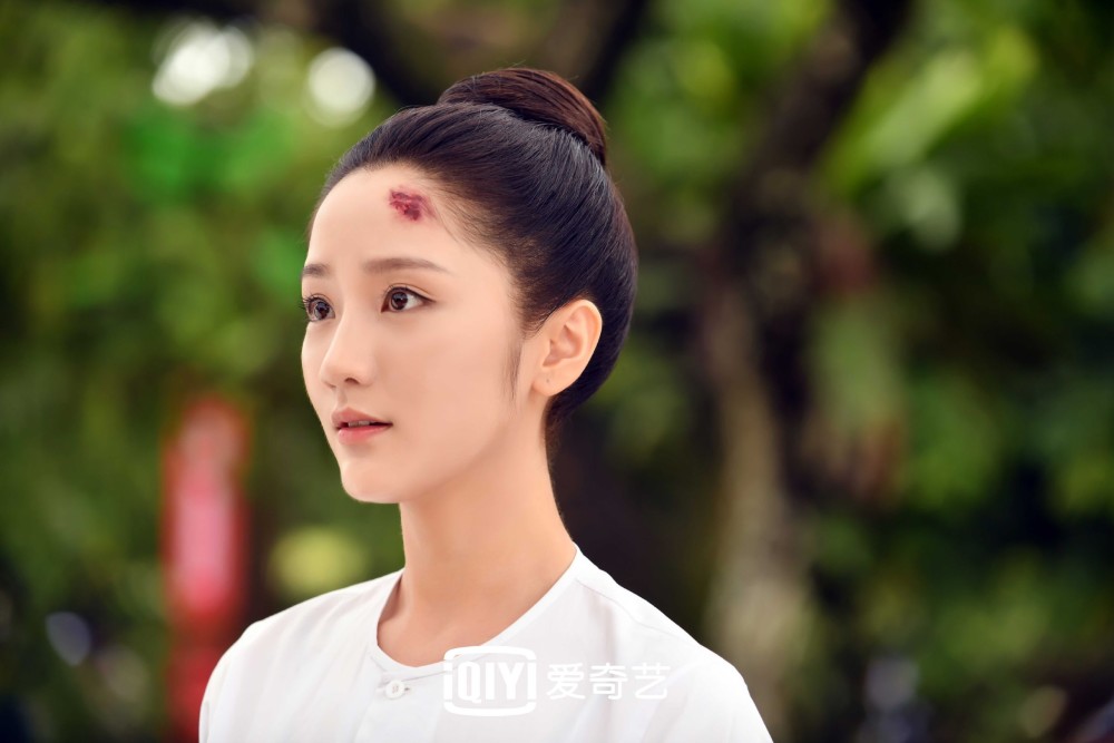 肖燕演技在线,剧情感人,主题励志,这样的《小娘惹》惹人心动