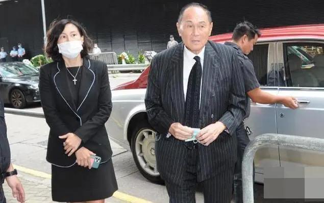 富豪|赌王公祭大咖云集，超级富豪逐个数，他们的钱合计可绕地球30圈