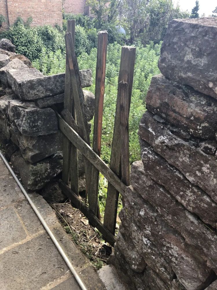 石头村|腾冲清水：那个石头筑就的村庄