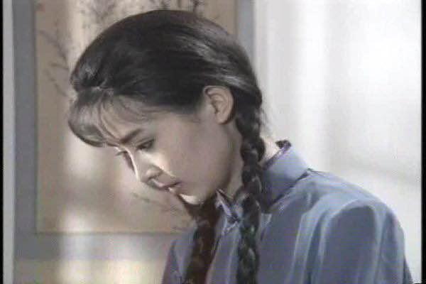 经典琼瑶剧《三朵花》主演现状:俞小凡嫁给爱情,孝女的她已离世