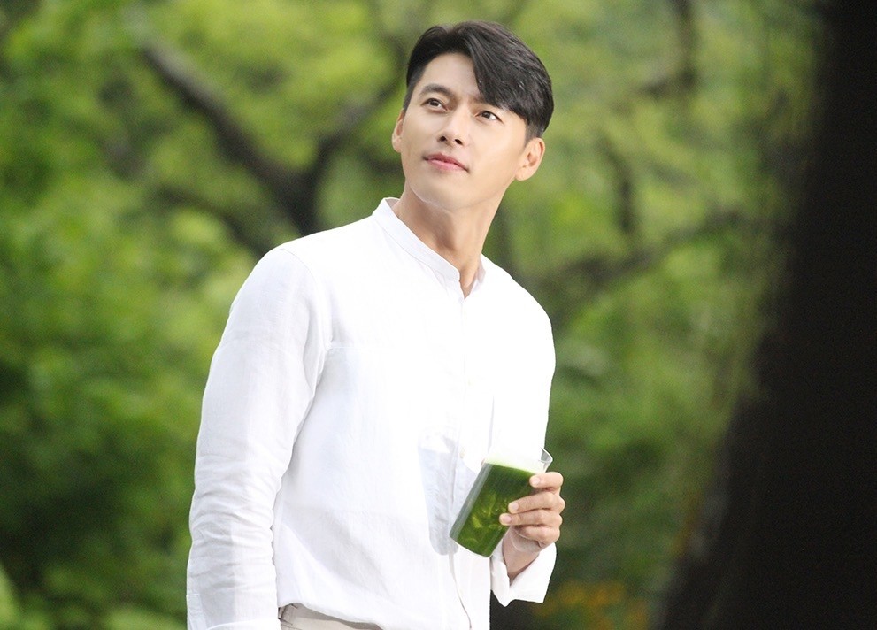 玄彬颜值真能打37岁还帅气似欧巴用脸蛋消化所有的基础款单品