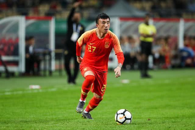 国足白斩鸡的梗,已经过时!王永珀属易胖体质,如今成功减肥