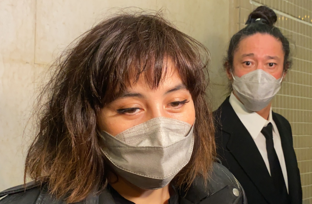 何超仪|赌王各房离开前为媒体派发谢礼，何超仪回应周星驰刘德华缺席原因