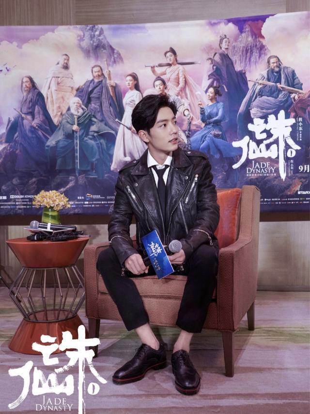 最佳男演员奖|金扫帚实力打脸，肖战获亚洲最佳男演员奖，《光点》创吉尼斯纪录