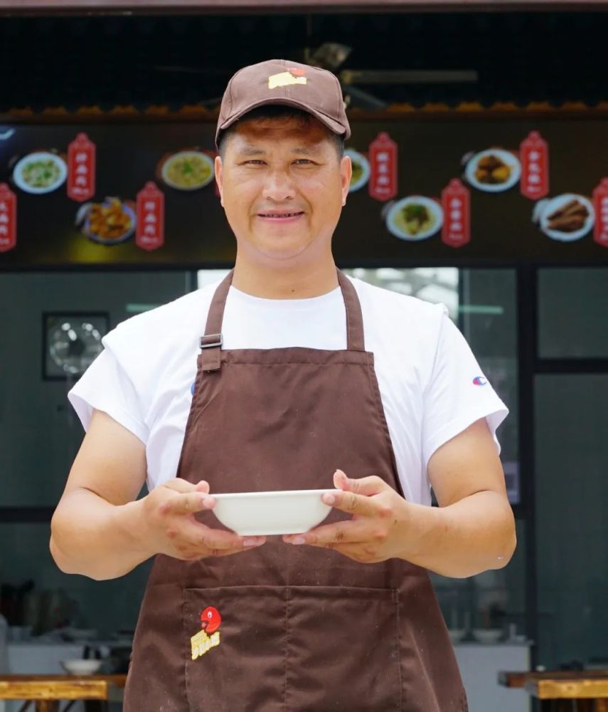 新风采总策划 | 阮怡执行监制 | 林露,李薇音频制作 | 阮娜新媒体编辑