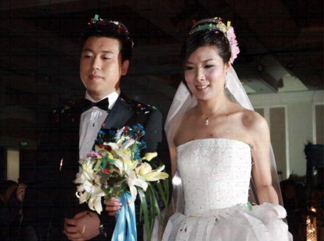 中国体坛的神雕侠侣,杜丽庞伟相爱11年,38岁射击一姐成女神