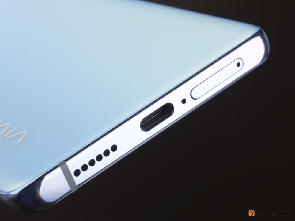 >vivo x50 pro智能手机外放测试x50 pro听筒口非常细,微距镜头下也