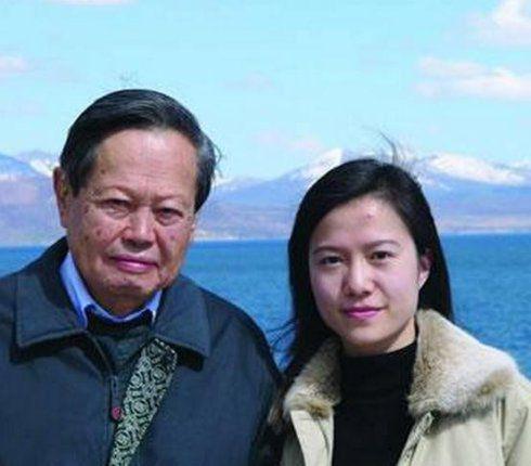 翁帆|28岁翁帆爱上82岁杨振宁，结婚11年后，翁帆终于说实话了