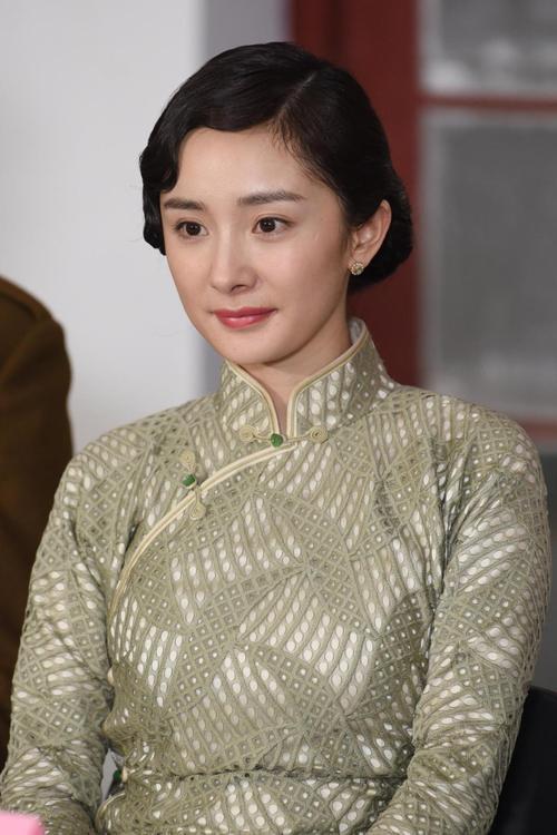 密室大逃脱|《密室大逃脱》杨幂和邓伦牵手，原来这才是谢依霖退出的真相