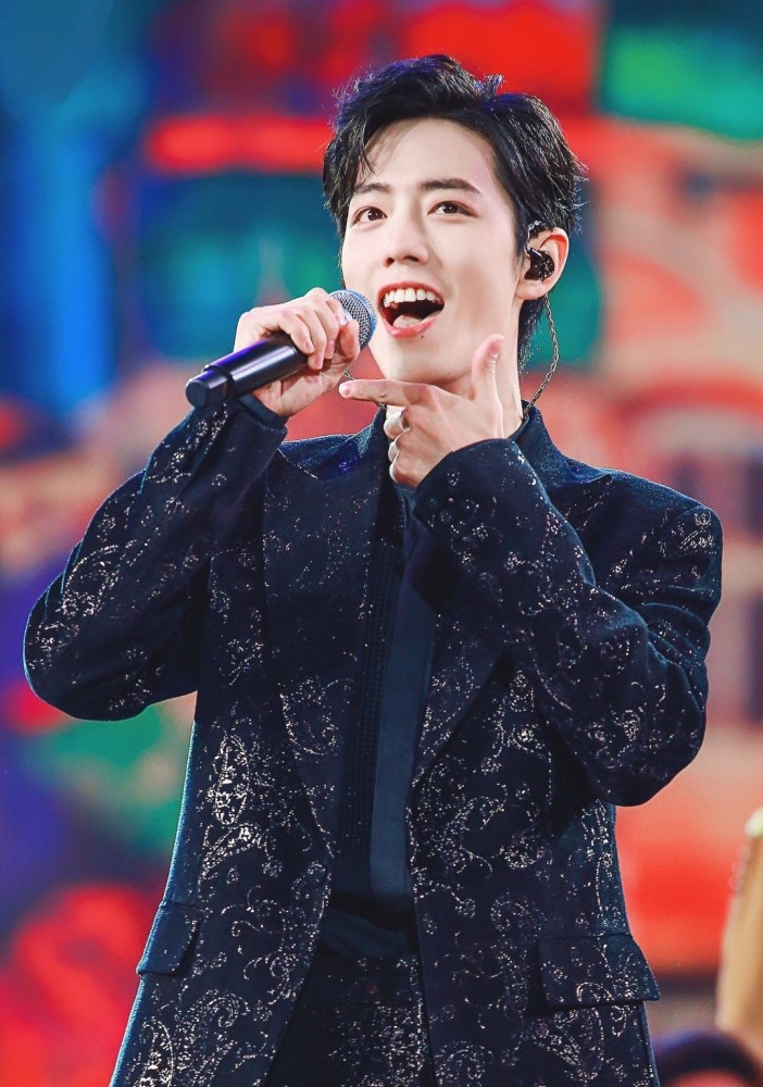 肖战工作室|肖战工作室喊话粉丝不再打榜！肖战微博动态断更一个多月，放弃流量意图明显