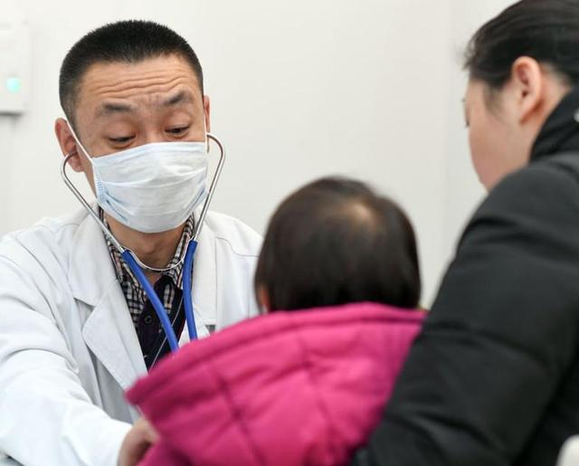 包含北京中醫藥大學東方醫院專家代掛不用排隊，輕松看病的詞條