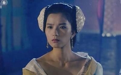 1993拍摄的《新碧血剑》叶全真饰温青青,同样的小配.