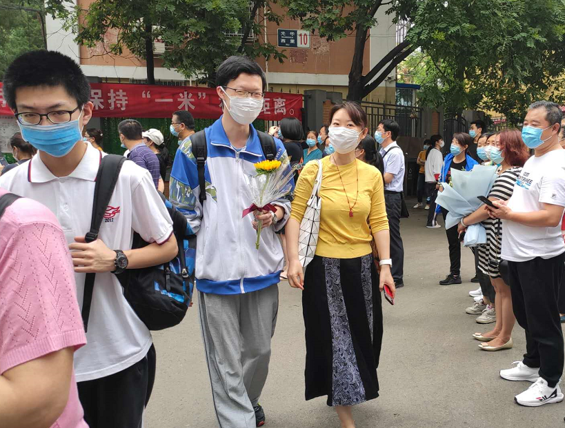 考生|北京考生：历史科目不太难 国歌内容进考题