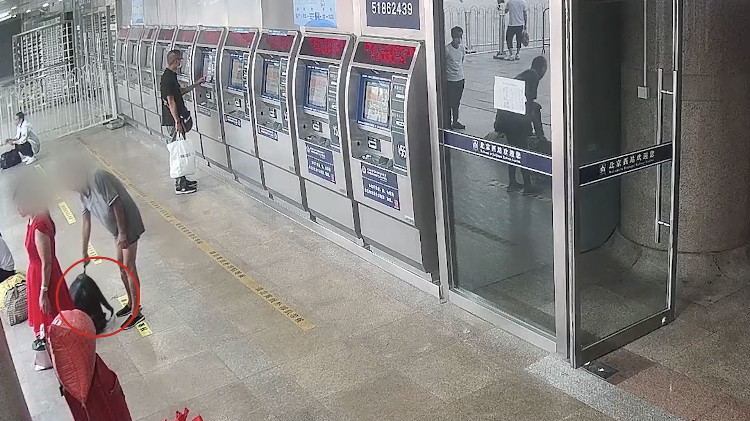 北京西站|惯偷还酗酒，男子醉酒后北京西站出手又被捉