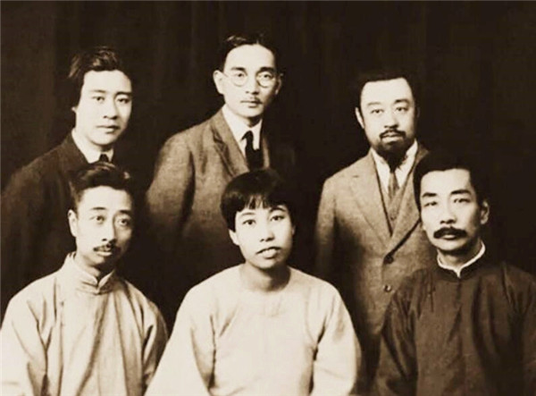 鲁迅|鲁迅出殡时16人为其抬棺，个个都是名人，分别有谁？