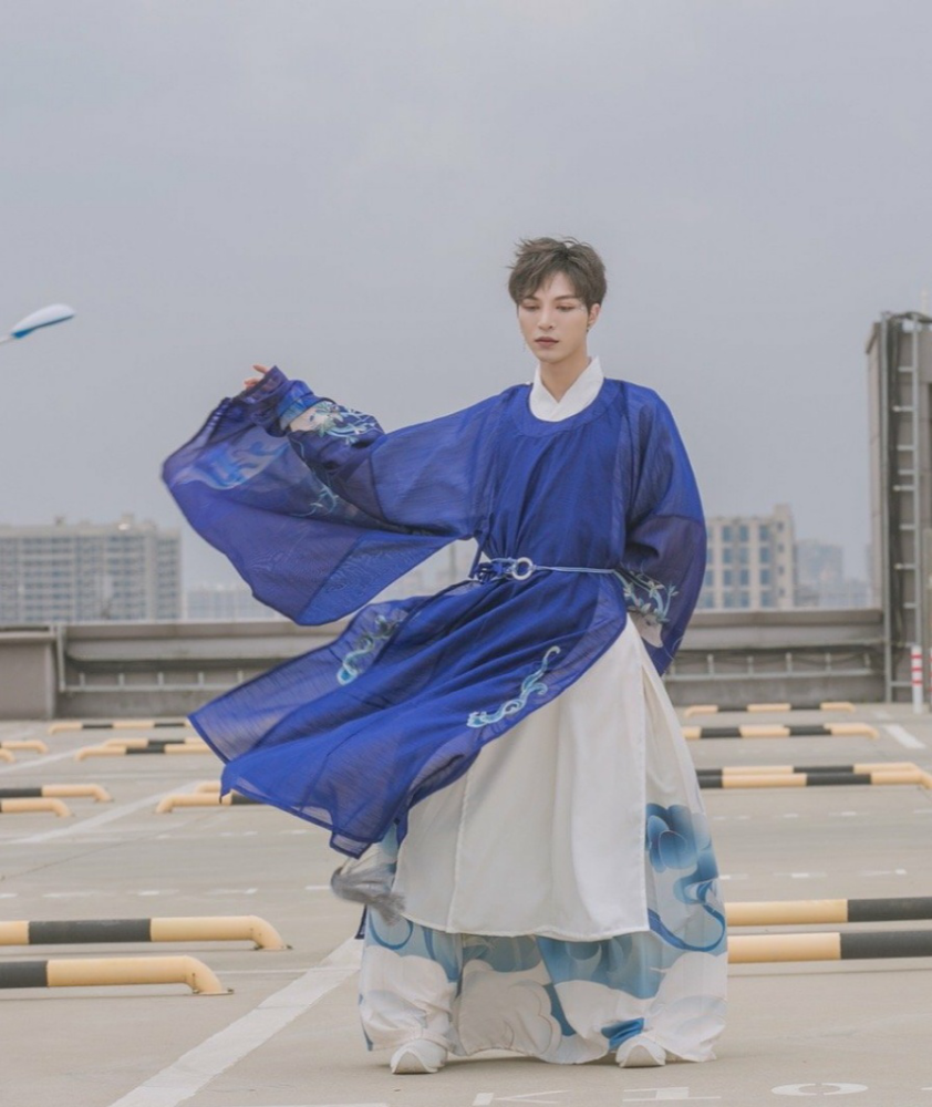 细数这些男款汉服,既潇洒又帅气!