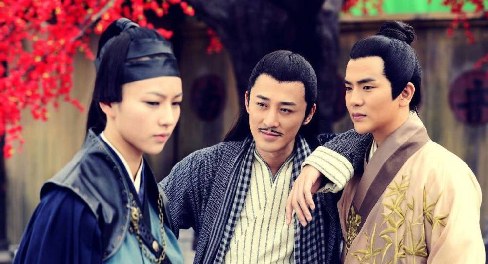 古龙|金庸给古龙写信约稿，古龙看完信，半天不说一句话