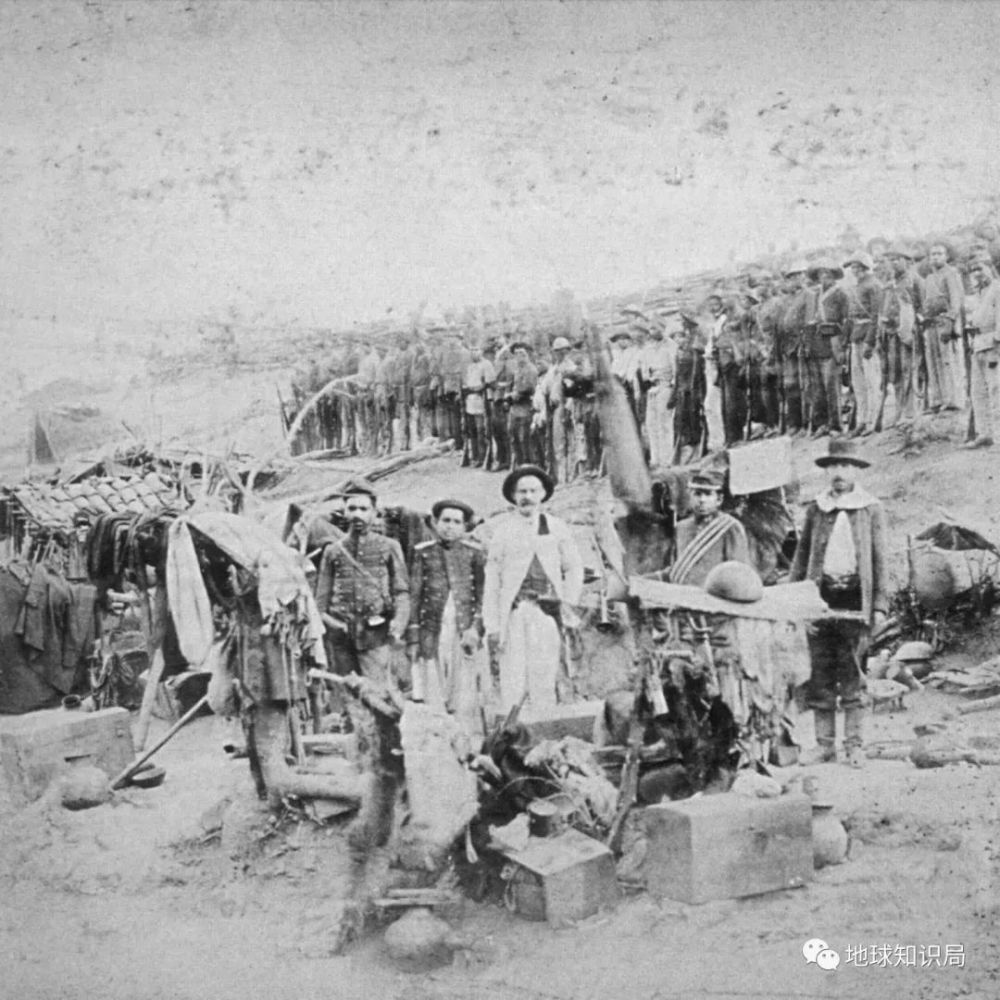 巴西_时政|墙里穷人，墙外富人