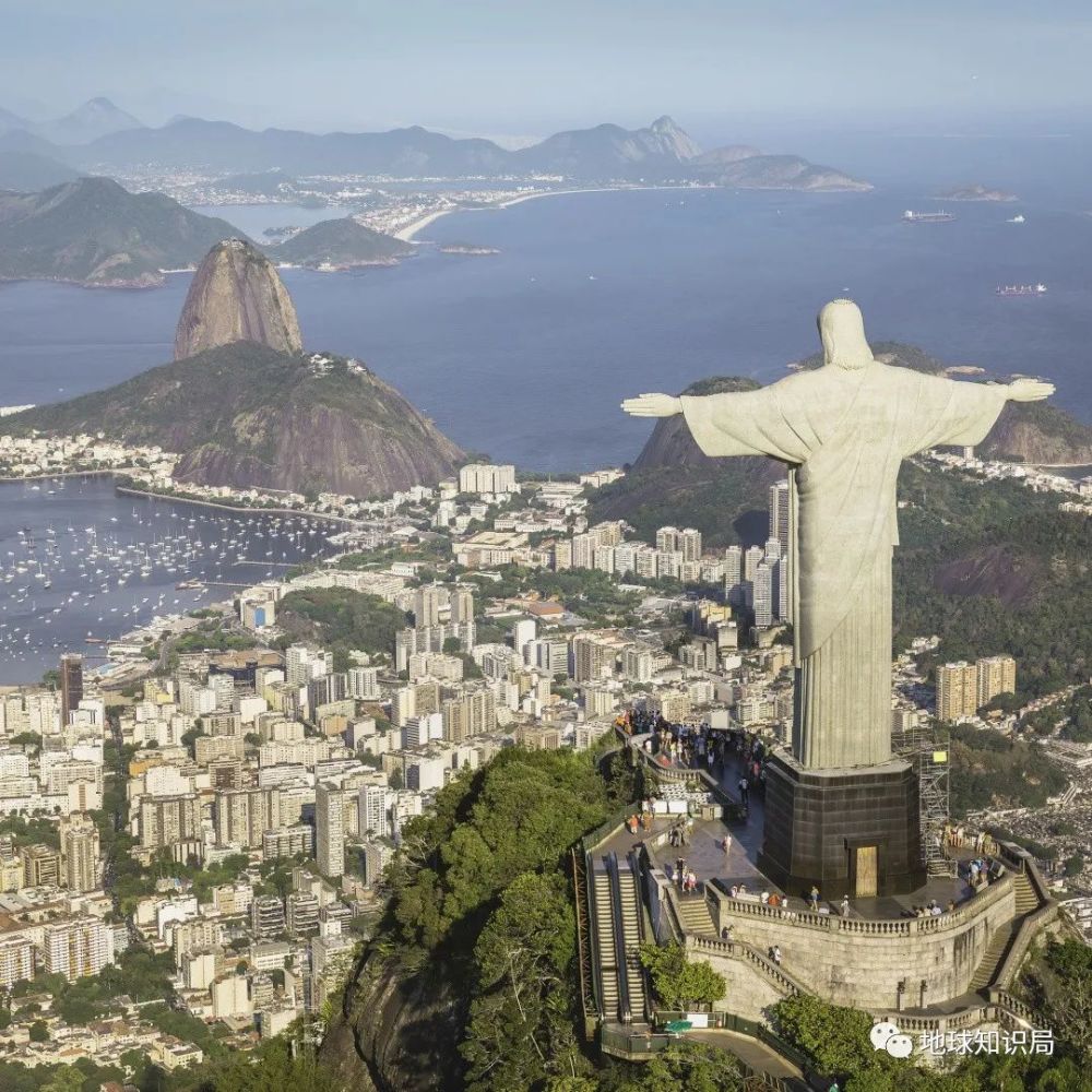 巴西_时政|墙里穷人，墙外富人