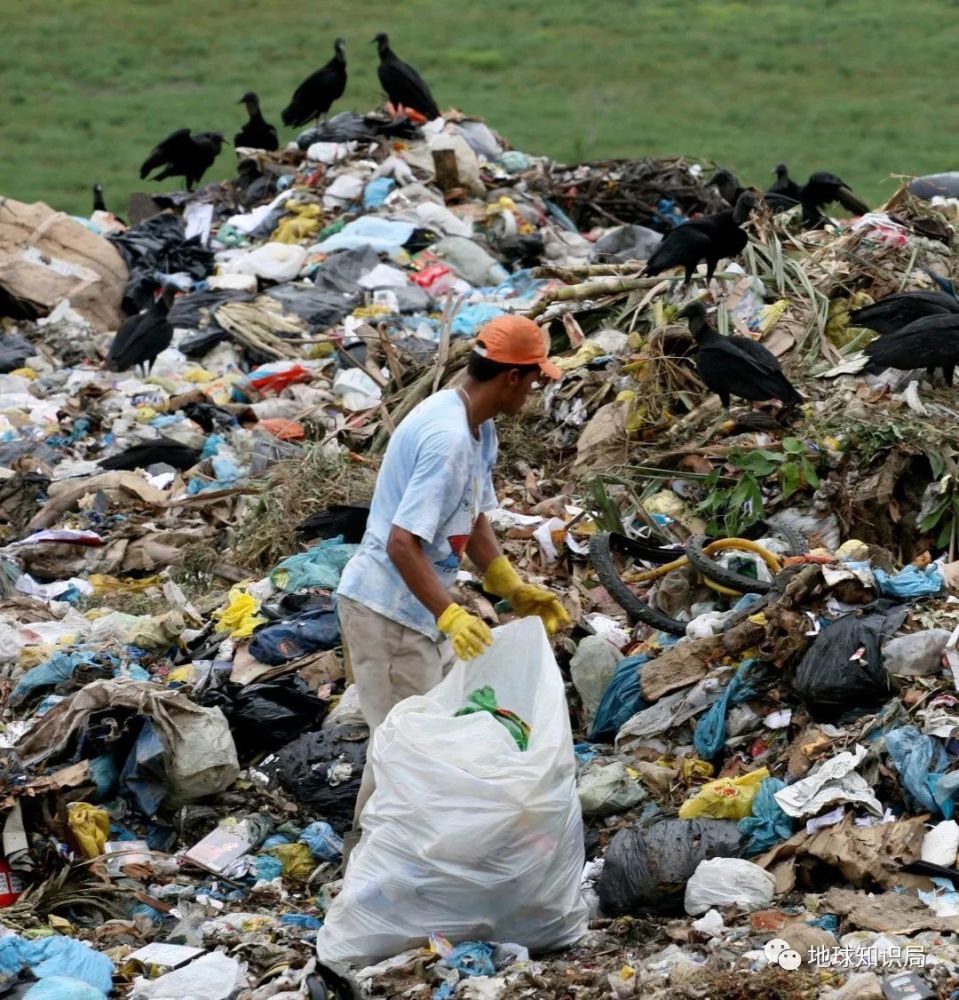 巴西_时政|墙里穷人，墙外富人