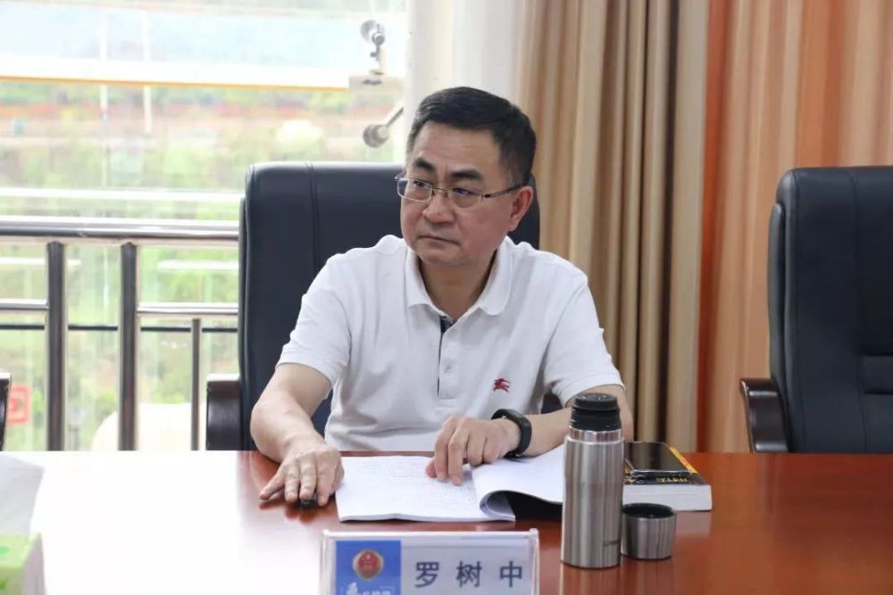 从责任出发曾卫华等40人涉黑案办理侧记