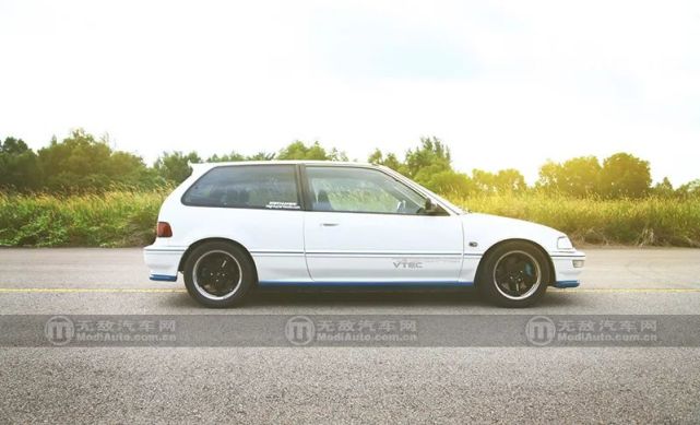 来自新加坡的Civic EF9，不要问我这车是公还是母的_腾讯新闻