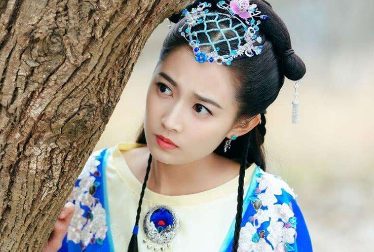 陈钰琪|“忌敏”撒糖？陈钰琪晒照暴露曾舜晞送的礼物，不久前才牵手同台