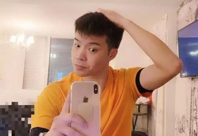 黄奕|黄毅清因贩毒被判15年！前妻黄奕抚养女儿，走出阴霾状态越来越好