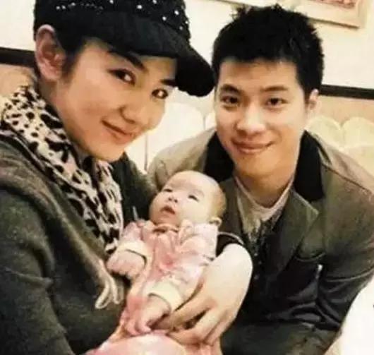 黄奕|黄毅清因贩毒被判15年！前妻黄奕抚养女儿，走出阴霾状态越来越好