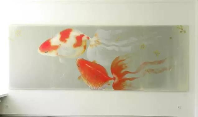 日本人|这个“变态”的日本人，画了12年的金鱼，把金鱼画活了