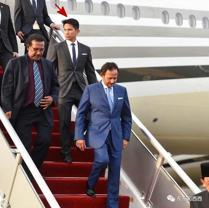 王子|帅气多金的王子没有女友？怪不得百万迷妹为他疯狂……