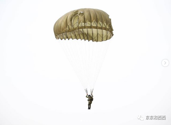 王子|帅气多金的王子没有女友？怪不得百万迷妹为他疯狂……