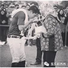 王子|帅气多金的王子没有女友？怪不得百万迷妹为他疯狂……