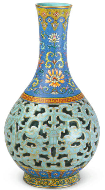 乾隆|这件乾隆玲珑夹层瓶，“玲珑”在何处？