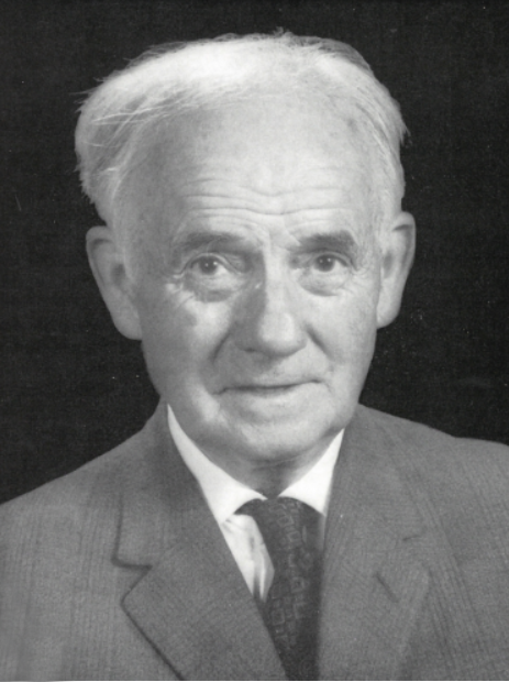 乾隆|这件乾隆玲珑夹层瓶，“玲珑”在何处？