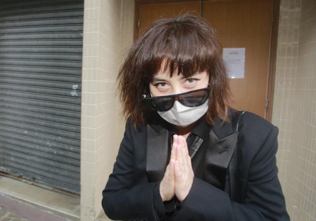 何鸿燊|赌王出殡，奚梦瑶抱长孙送公公入殓，何超仪盼父亲托梦：爸爸不要忘记我们