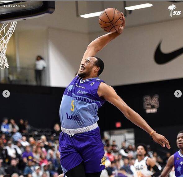 塔伦-霍顿-塔克还没有年满20岁他还有很大的潜力,他身高1.93米,臂展2.