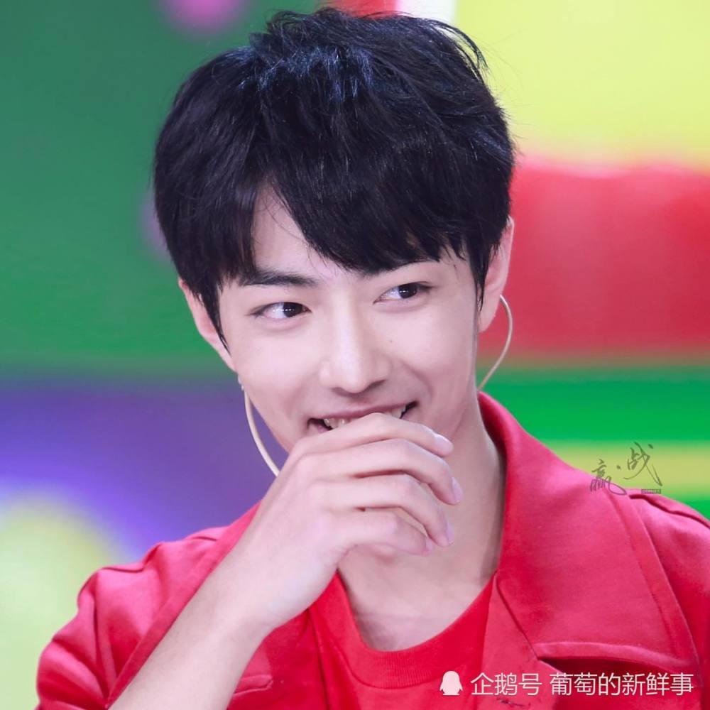 肖战|在这段“煎熬”的日子里面，让我们重新熟悉了肖战