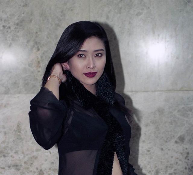 叶玉卿百亿富豪老公申请破产,卖房子也难还债_腾讯新闻