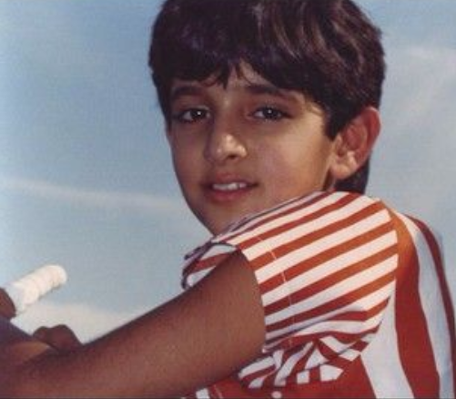 迪拜高富帅王储成网红,生活奢华人设完美,迎娶表妹竟被赞王室童话?