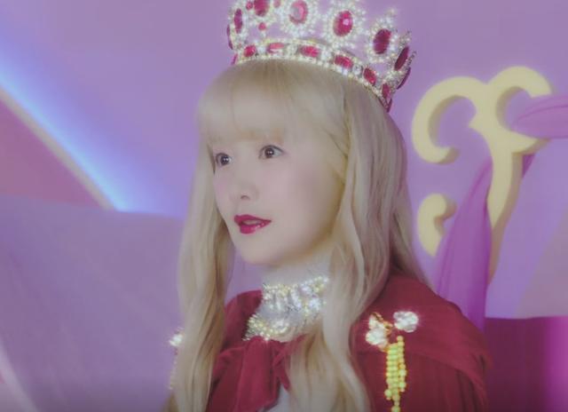 巴啦啦小魔仙小蓝的奇幻仙踪首播变身魔法超级尬特效不错