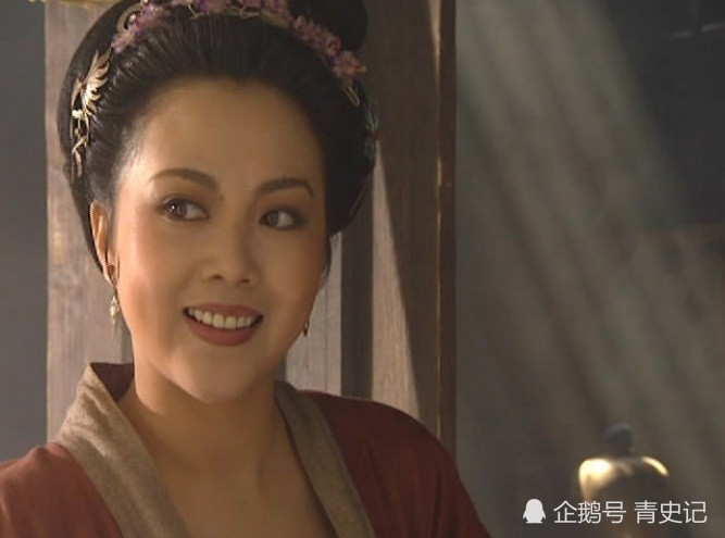 孙二娘|孙二娘对待武松，为何比对张青还好？你看她安的什么心