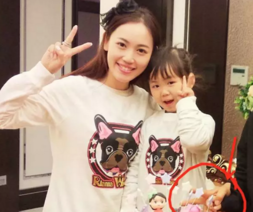 马蓉|马蓉否认反对王宝强再婚，暗讽他和冯清的恋情是“臭鱼找烂虾”