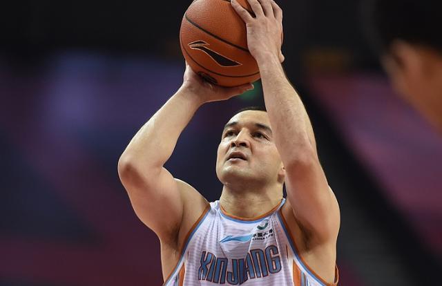 新疆男篮大胜山西,阿的江很激动,第一次见阿的江这样评价球队!