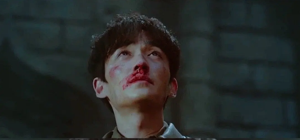 朱一龙|《重启》良心剧！朱一龙流鼻血镜头戳心，非血包真受伤：要泪崩了